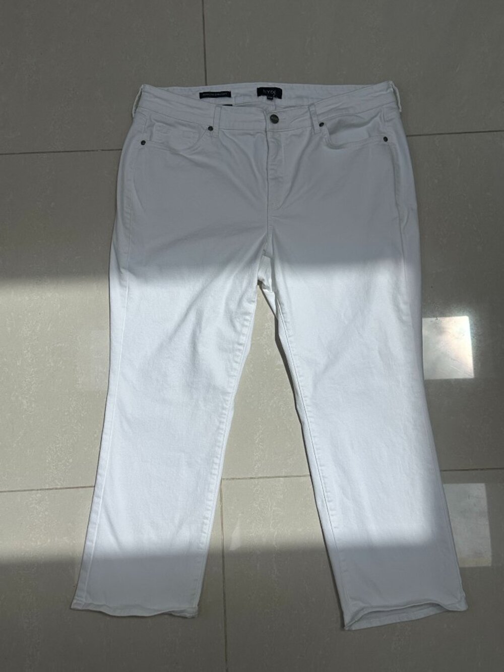 Women's Cotton White Straight Jean